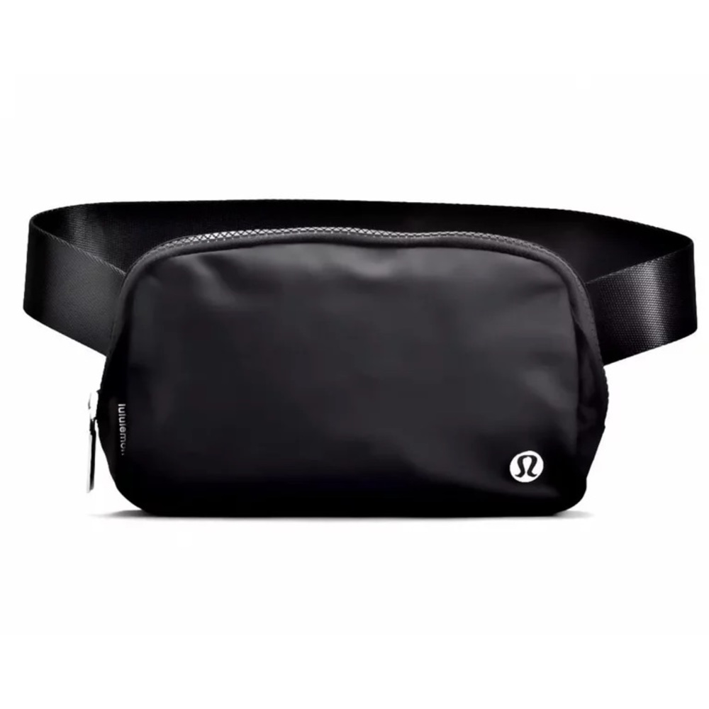 Black Lululemon Belt Bag